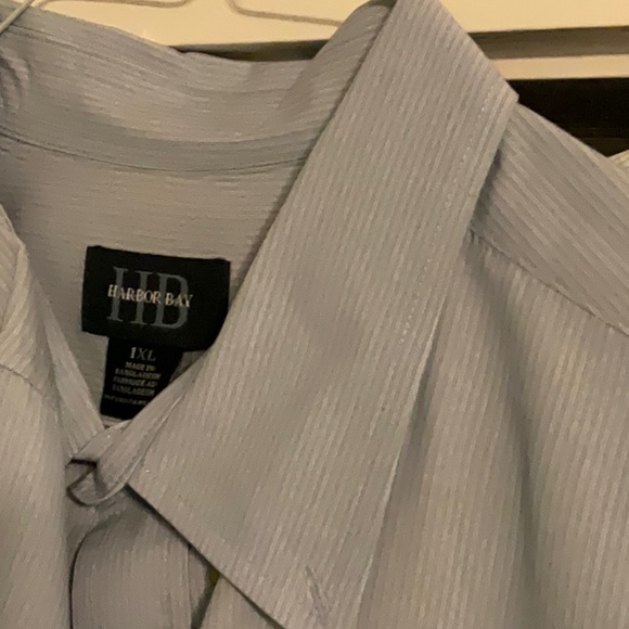 3 Button Downs- short sleeve - Picture 3 of 6